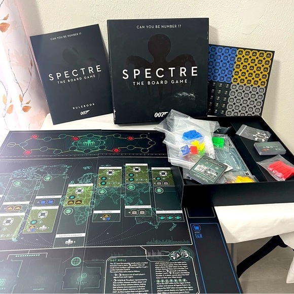 Spectre 007 JAMES BOND Board Game Strategy Challenging New In Box 2-4 Players - Picture 1 of 11